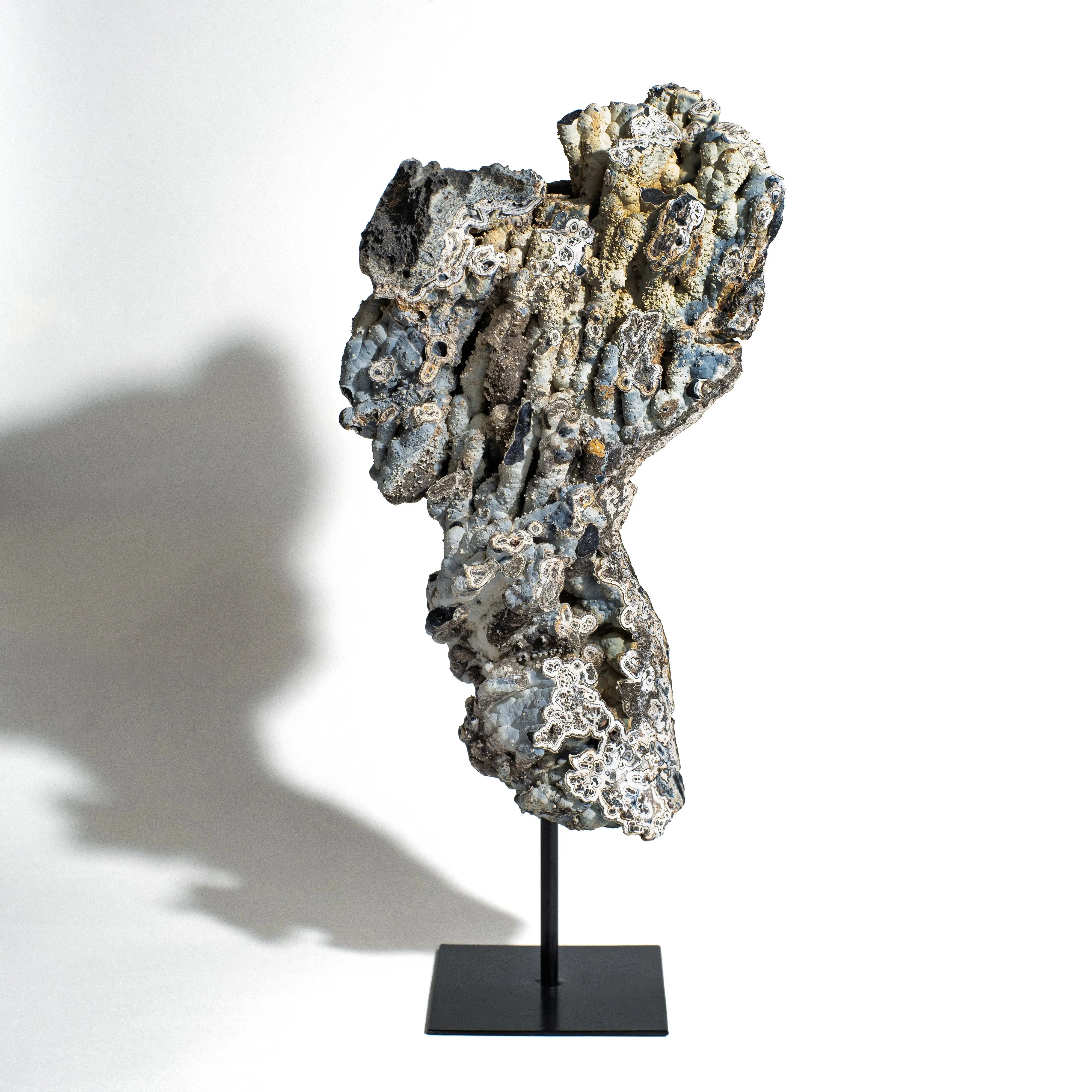 Rough Chalcedony Sylvia Crystals Sp. z o.o.