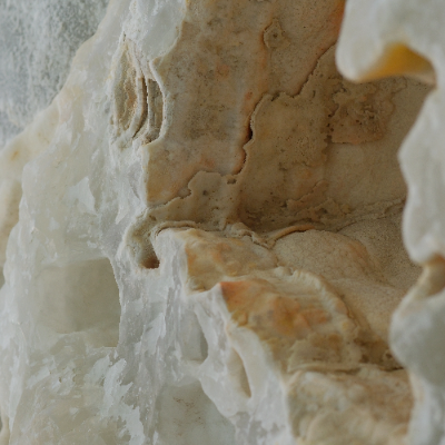 Calcite onyx bar counter 2450 × 500 × 1100 mm