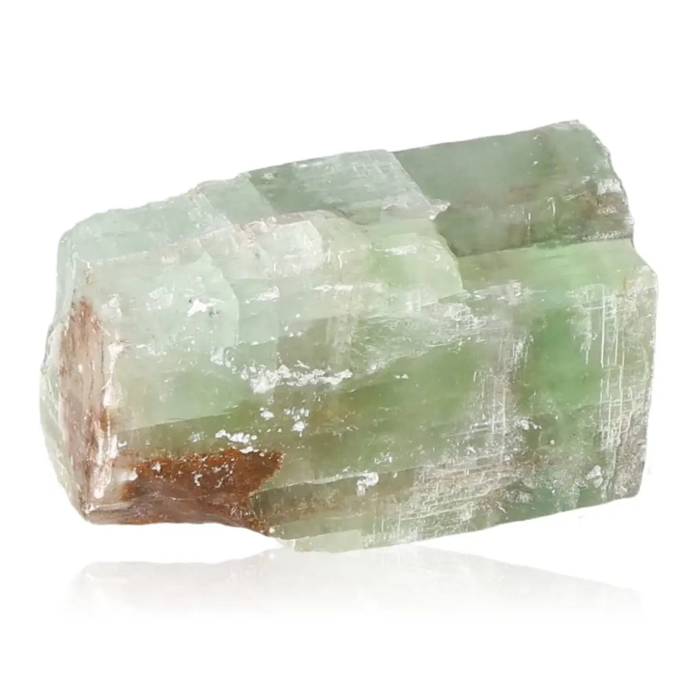 Natural green calcite crystal for emotional healing and heart energy. Ideal for renewal and personal growth. Perfect for inner peace.