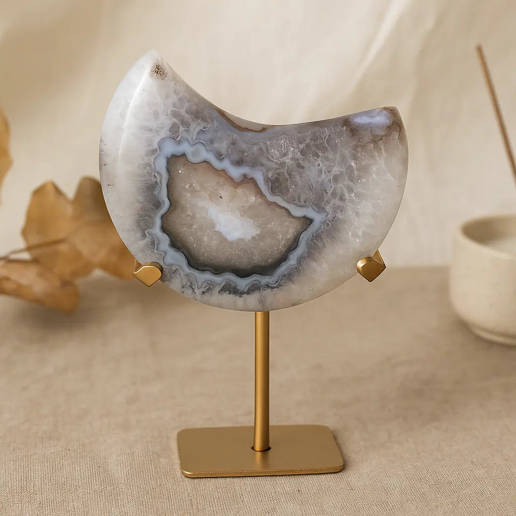 Agate Lunar Crescent Sylvia Crystals Sp. z o.o.