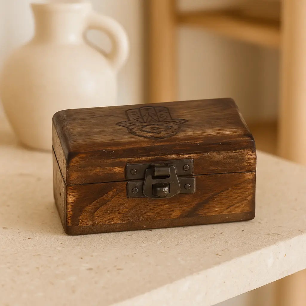 Compact Wooden Box – Natural Elegance in a Small Package Sylvia Crystals Sp. z o.o.