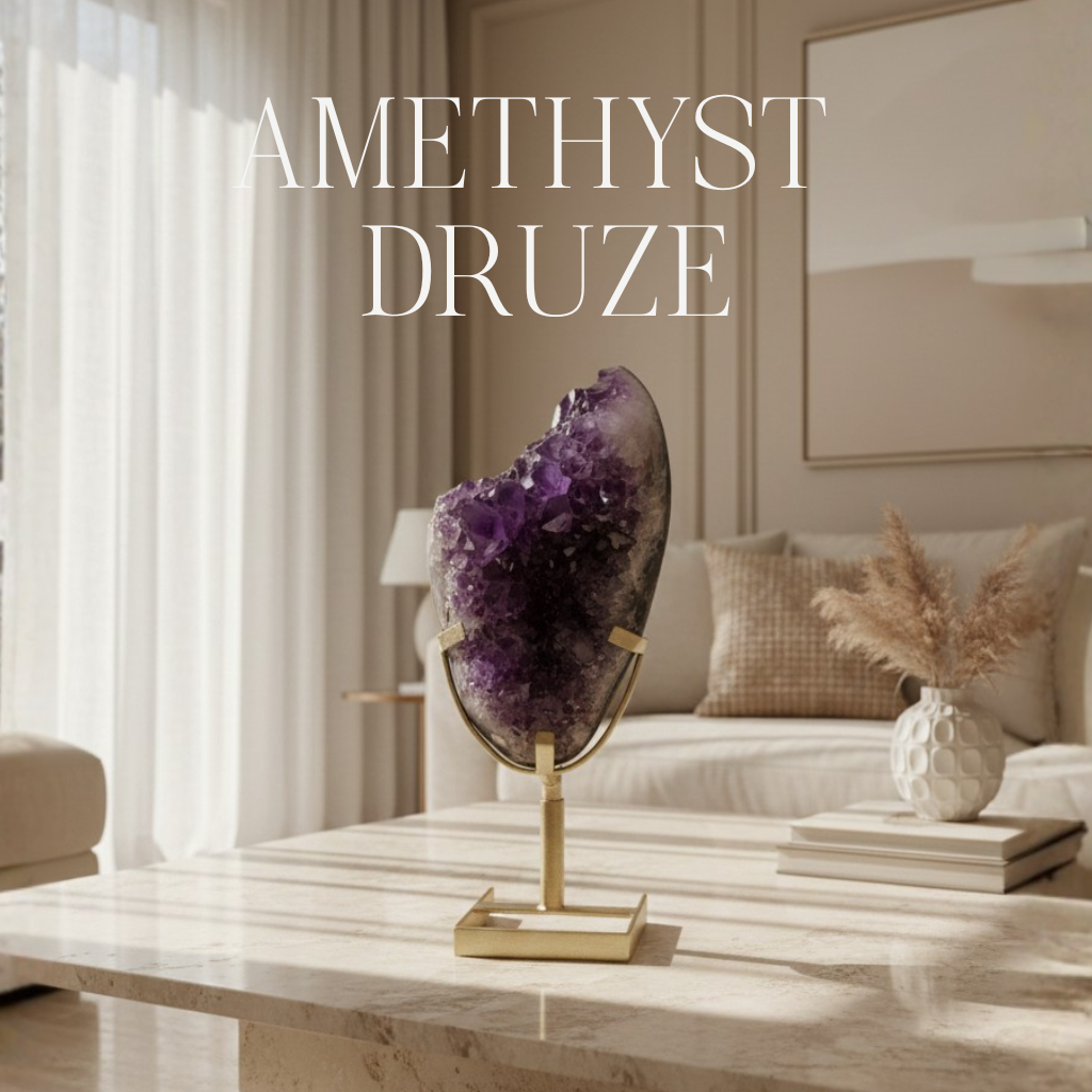Velika polirana ametistna druza na metalnom postolju