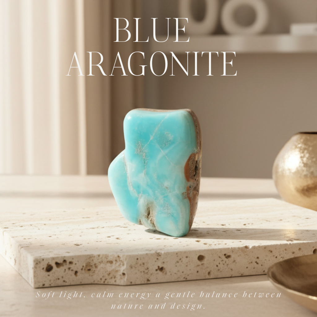 Обеліск з блакитного арагоніту
