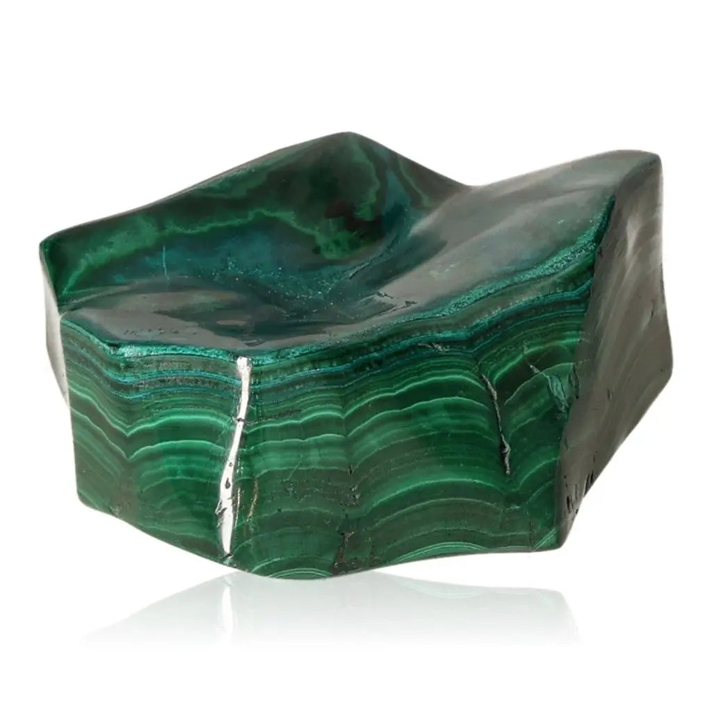 Polished green Malachite stone, inviting tranquility, courage, and a positive mindset, ideal for enhancing well-being and transitions.
