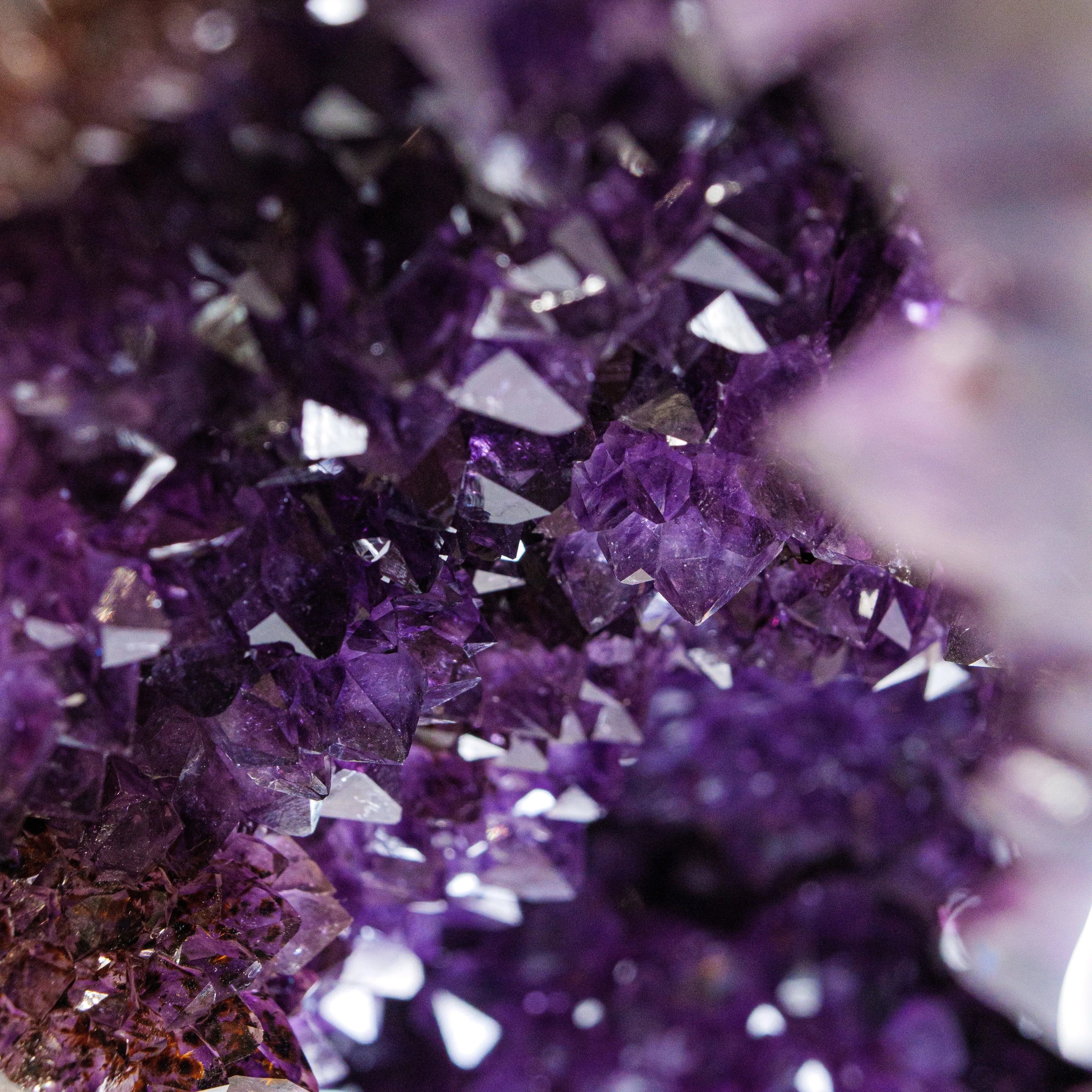 Amethyst Geode Sylvia Crystals Sp. z o.o.