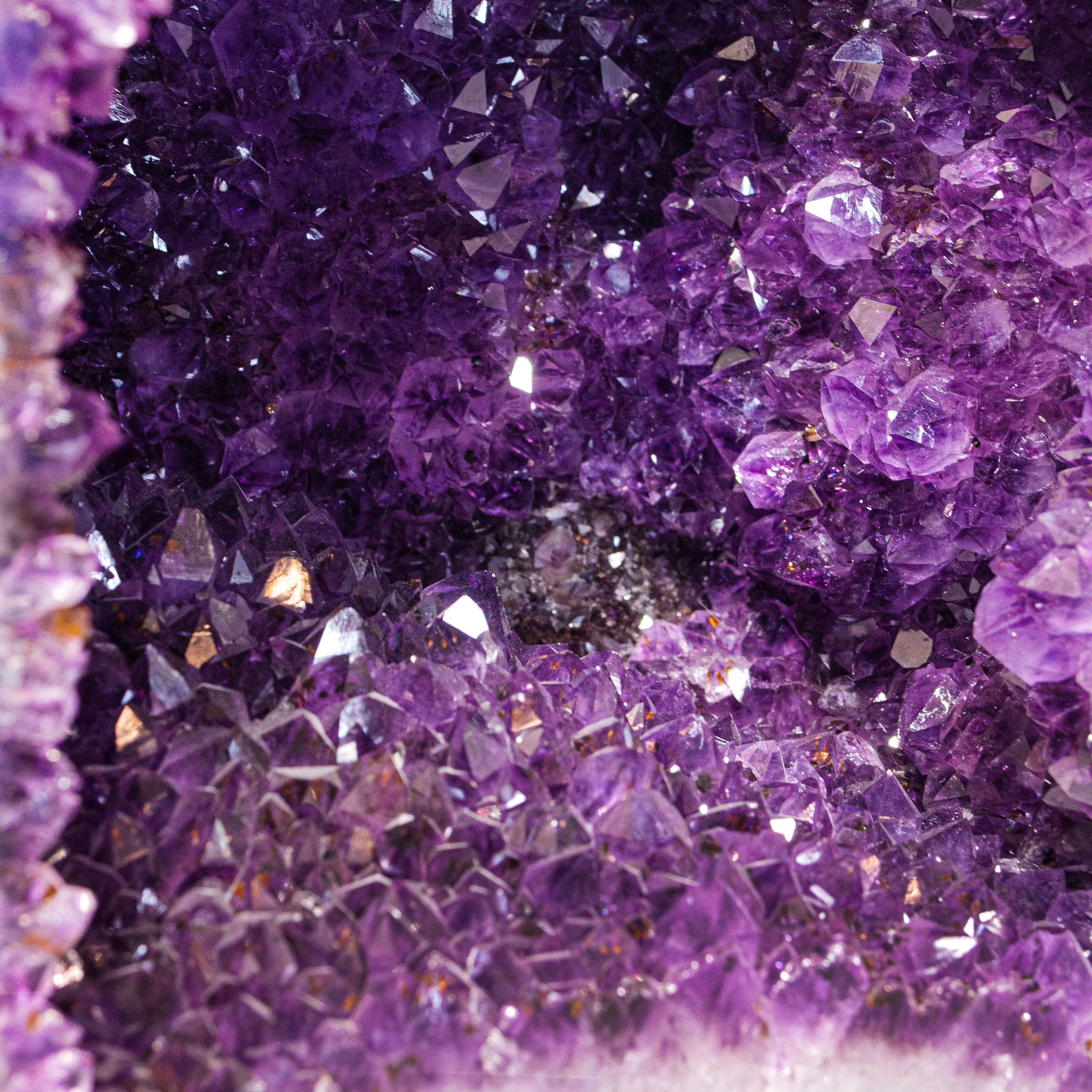 Amethyst Geode Sylvia Crystals Sp. z o.o.