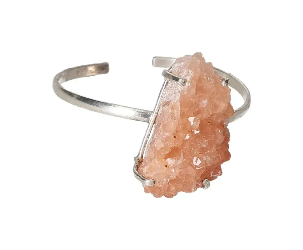 Pink Amethyst Simple Bracelet in silver, enhancing concentration and emotional stability, known for stress reduction and energy boost.