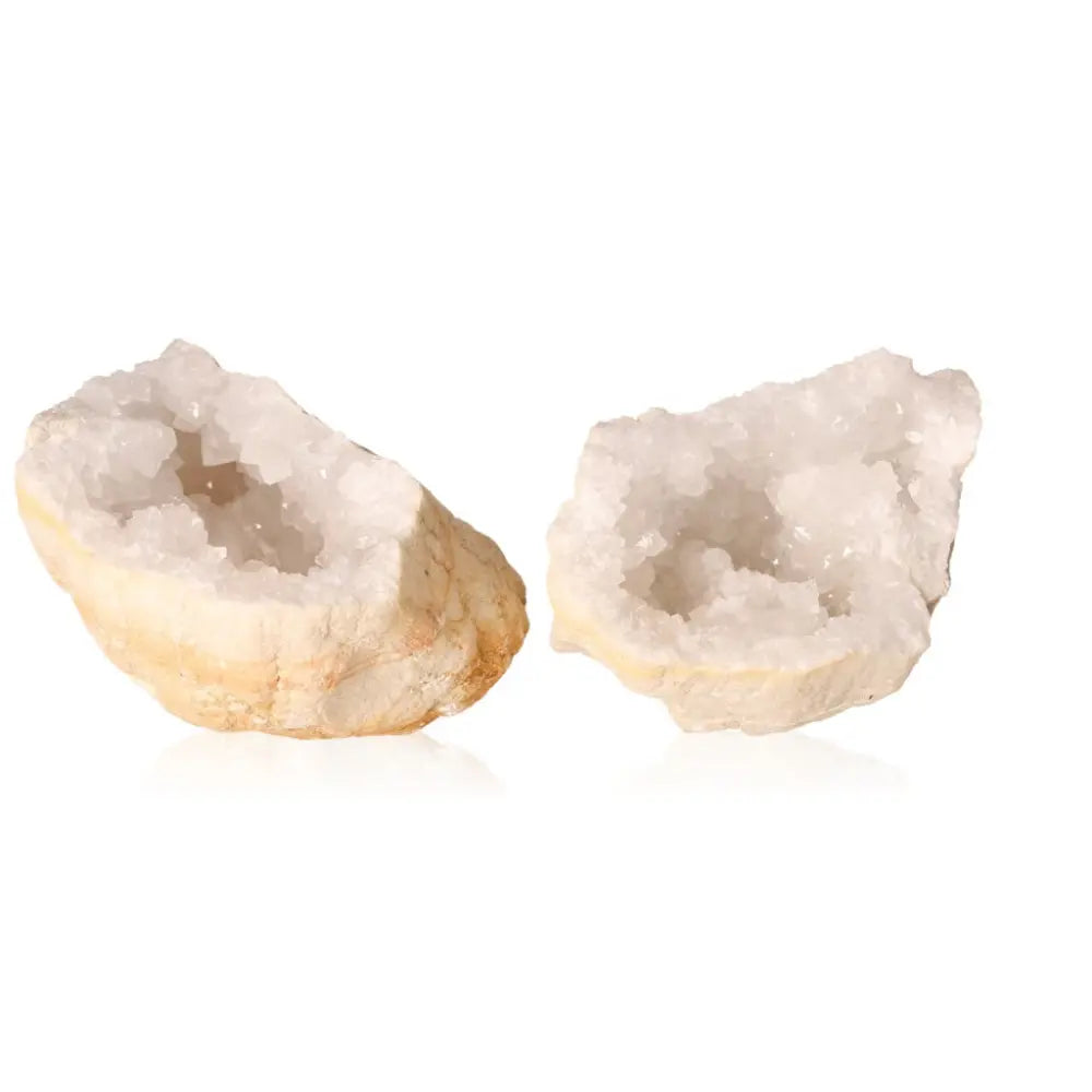 Open Quartz Geode showcasing sparkling white crystals, weighing 1200-2000g, with a rugged exterior and captivating inner beauty.