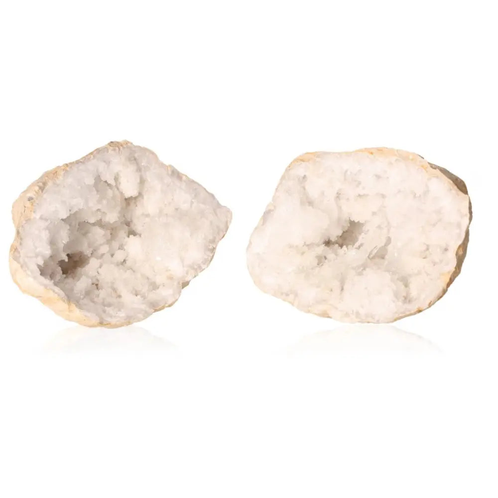 Quartz geode showing sparkling cloudy white crystals, ideal for energy purification and enhancing room serenity, weight 1200-2000g.