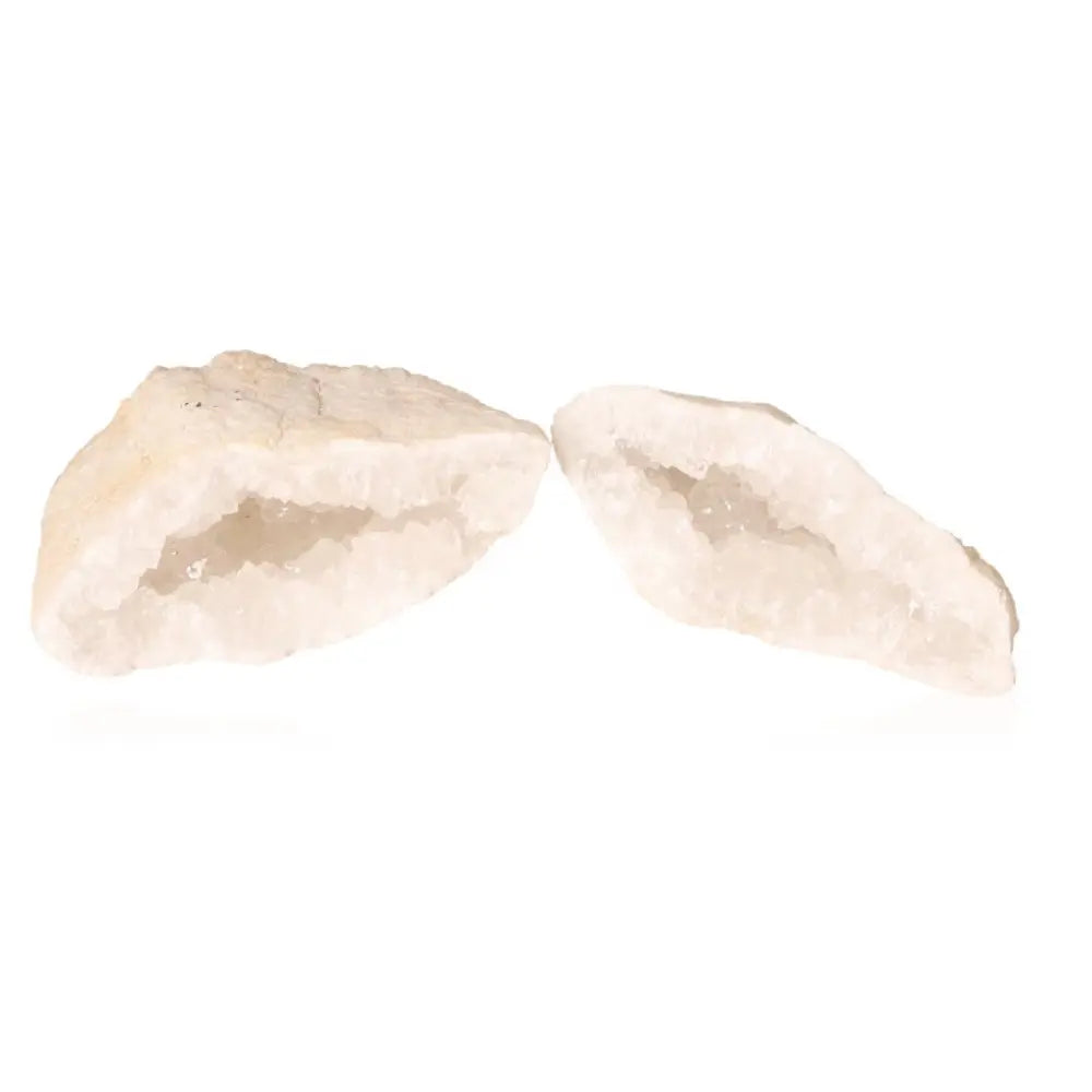 Quartz Geode 400-600g displaying white crystals, perfect for energy purification and amplification.