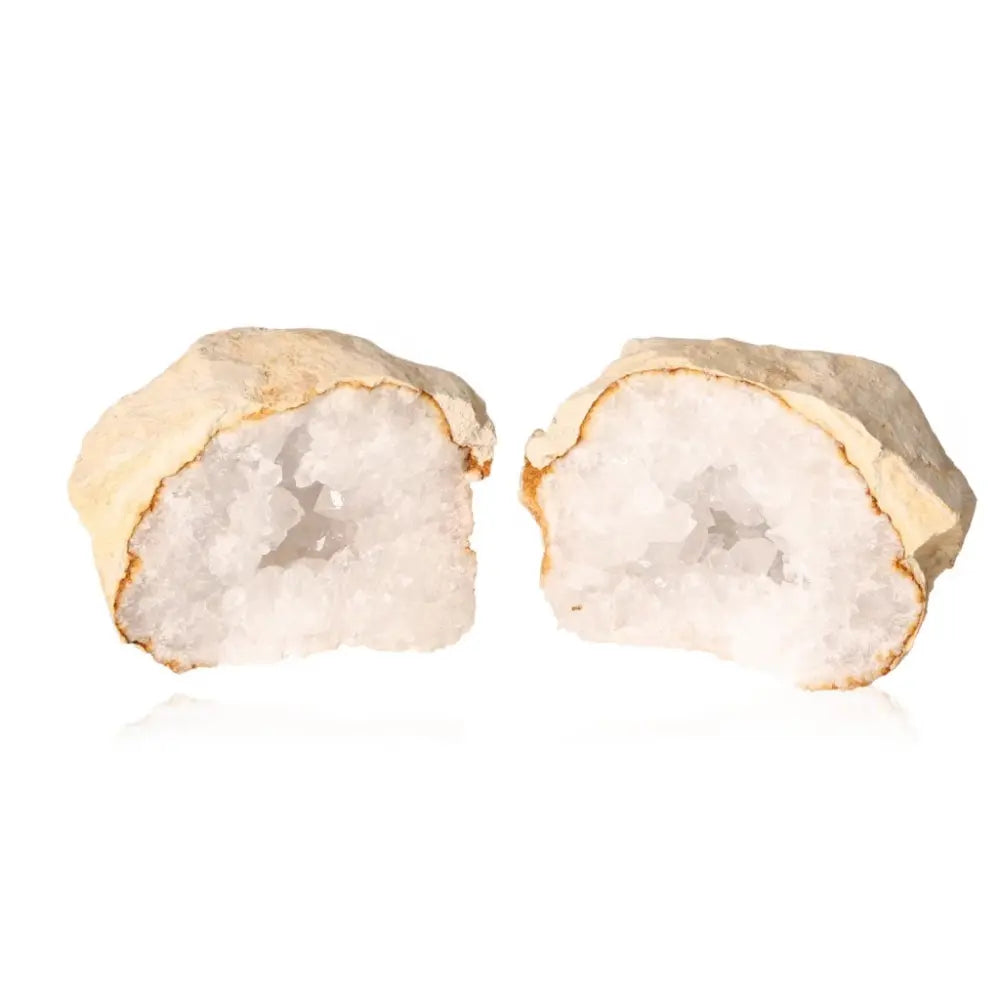 Quartz Geode with sparkling white crystals, 400-600g, showcasing nature's beauty and energy-boosting properties.