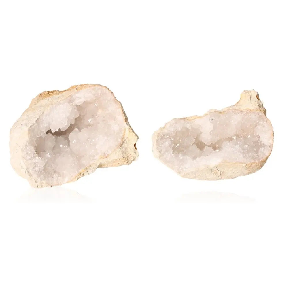 Milky white quartz geode showcasing sparkling crystals, perfect for enhancing tranquility and clarity, weighing 400-600g.