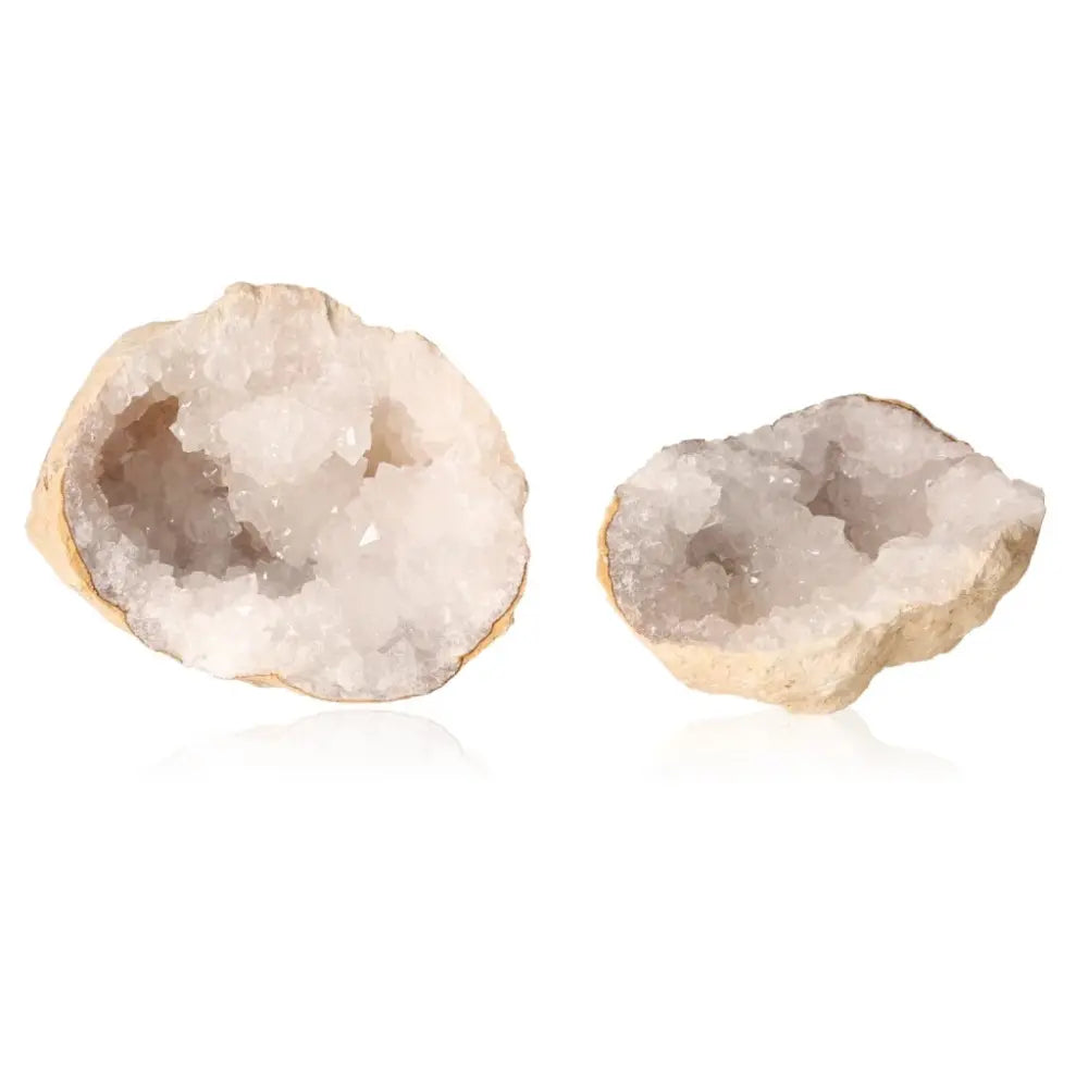 Open Quartz Geode showcasing milky white crystals, weight 400-600g, with an earthy exterior, ideal for home decor and energy enhancement.