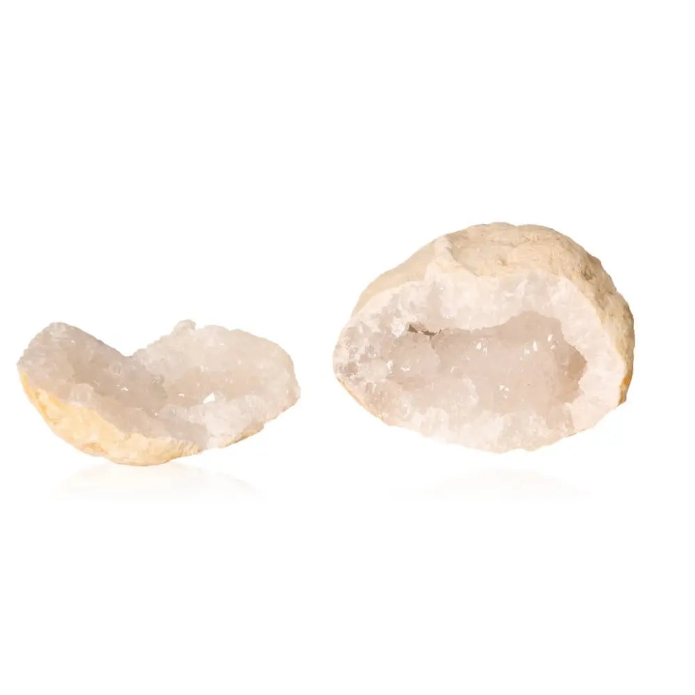 Open quartz geode showing sparkling milky crystals, weighing 400-600g, ideal for natural beauty and spiritual balance seekers.