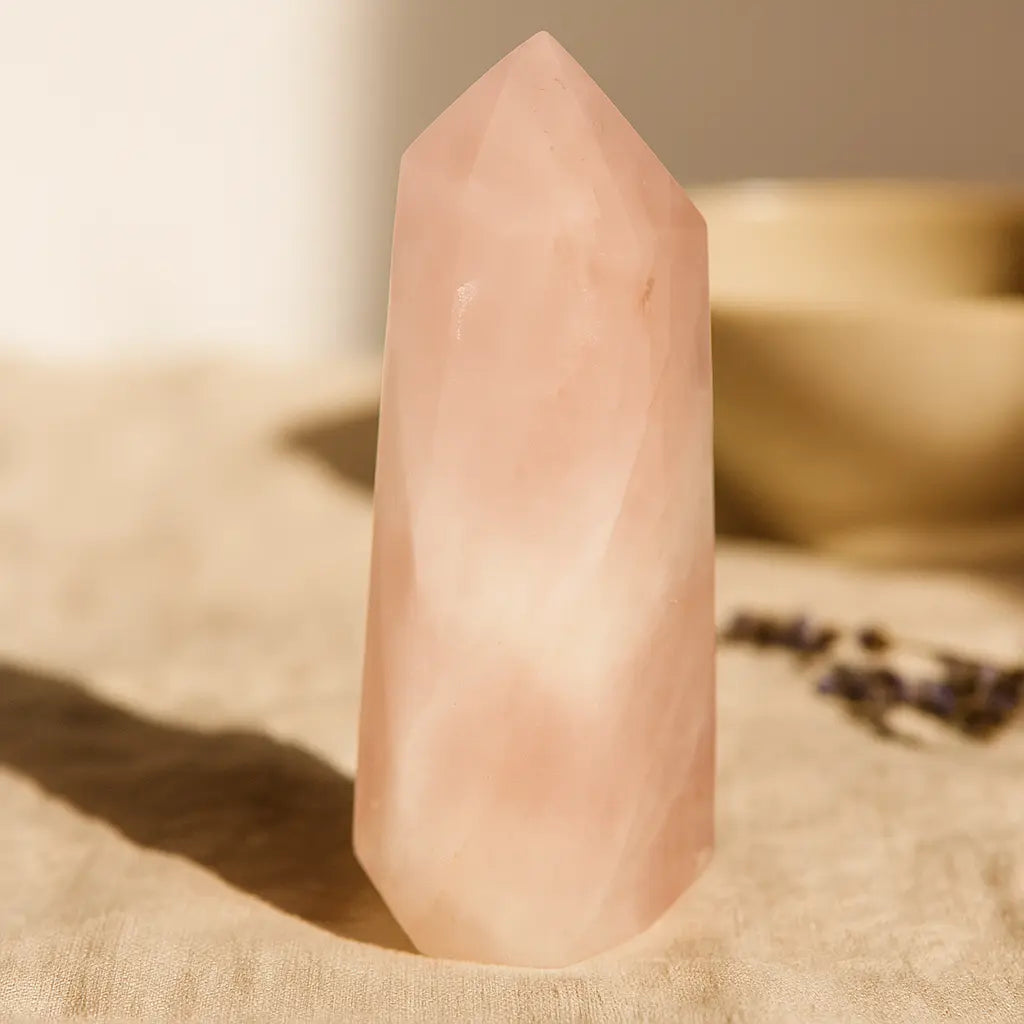 Rose Quartz Obelisk Sylvia Crystals Sp. z o.o.