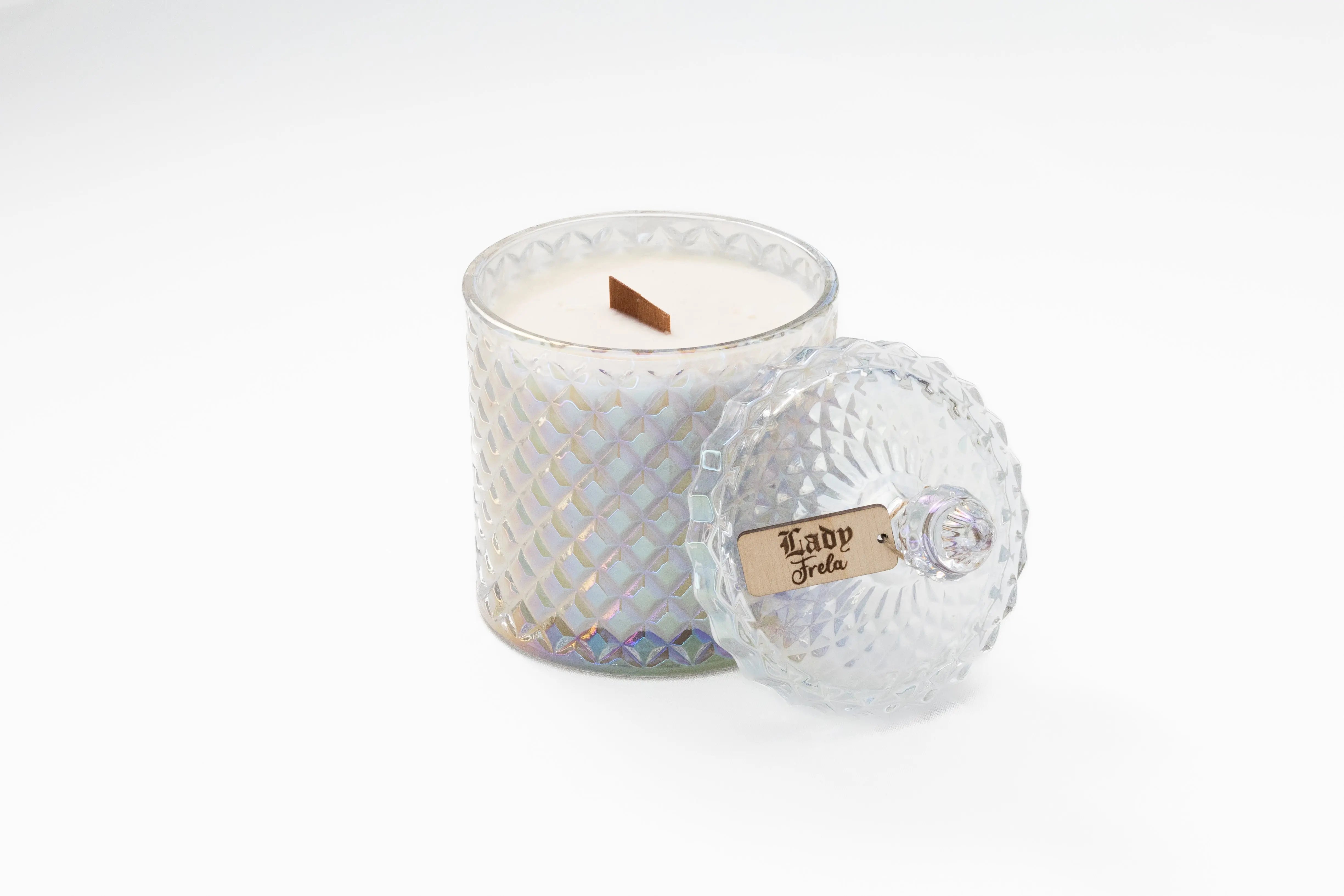 Soy candle Lady Frela Sylvia Crystals Sp. z o.o.