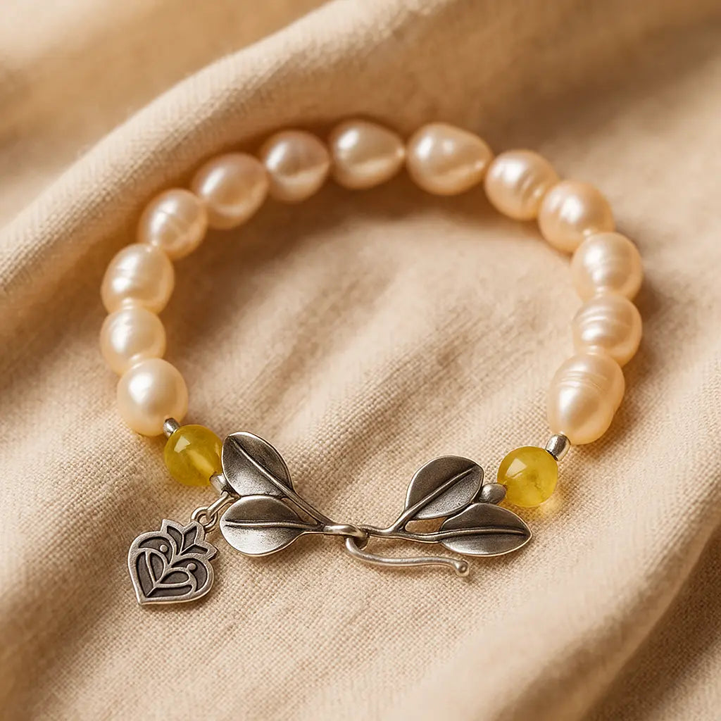 Three Mini Bees Bracelet 20,5 CM Sylvia Crystals Sp. z o.o.