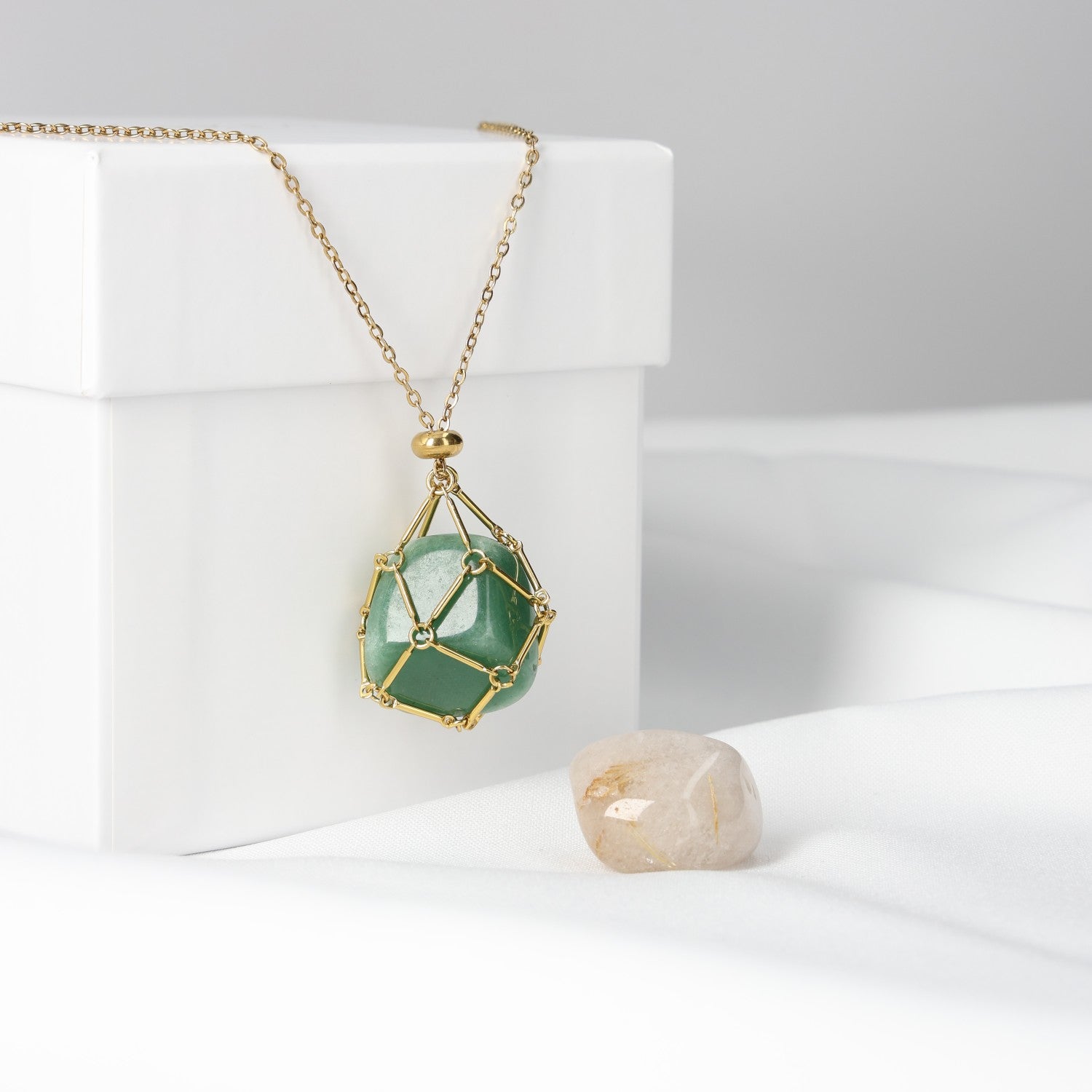 Pendant Set with 2 Interchangeable Stones ABUNDANCE 1 900021