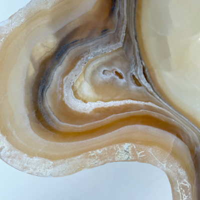 Onyx bowl 435 × 150 × 440 mm