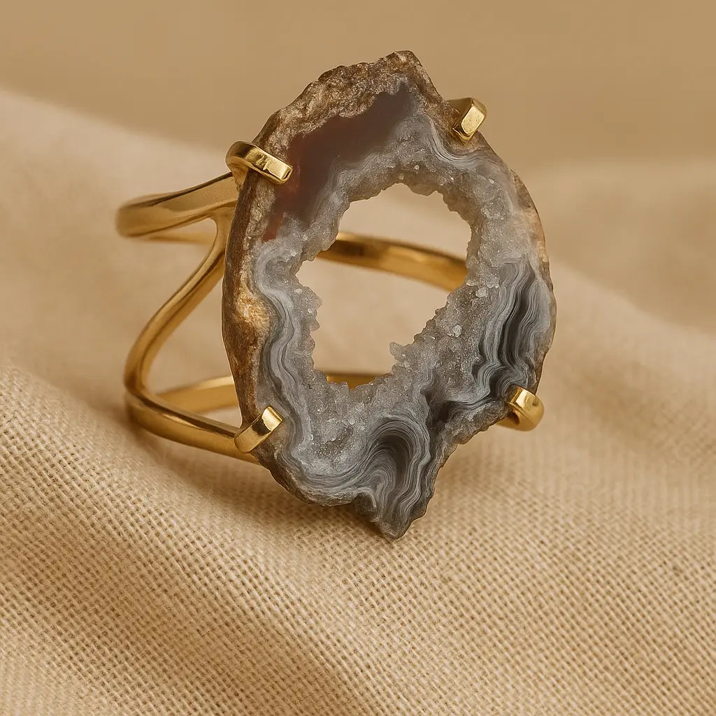Agate Geode Slice Arc And Wire Ring (Gold) Sylvia Crystals Sp. z o.o.