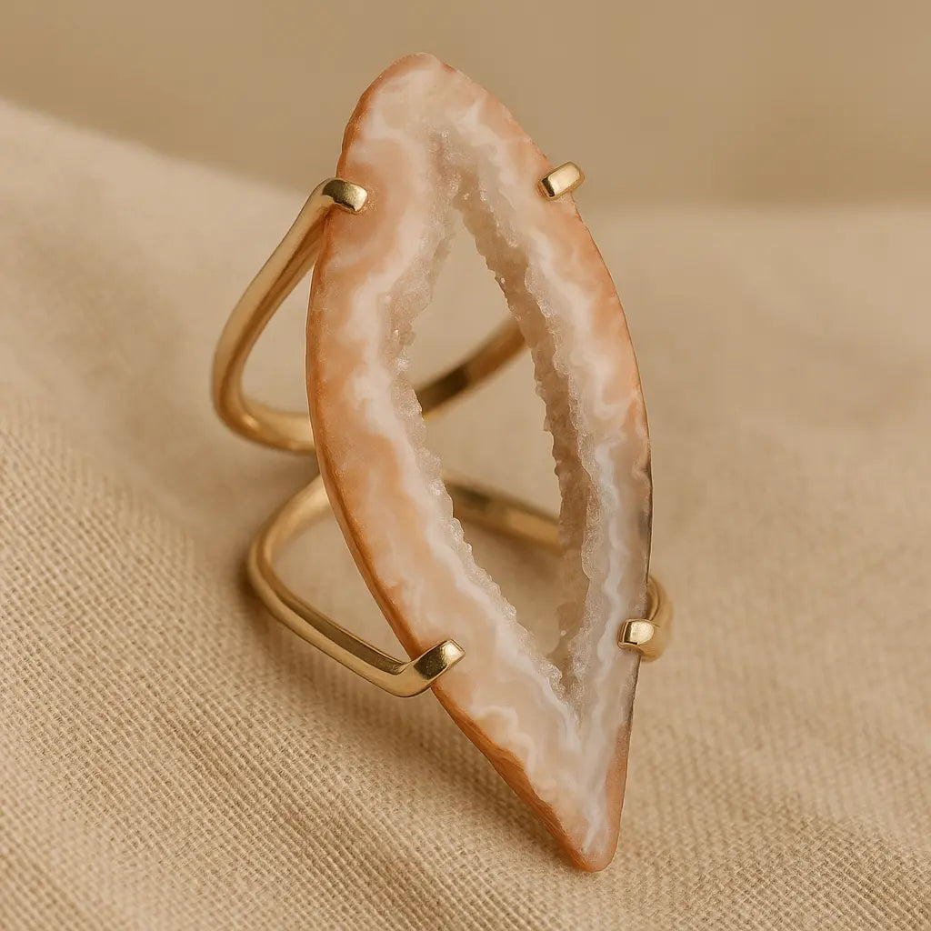Agate Geode Slice Arc And Wire Ring (Gold) Sylvia Crystals Sp. z o.o.