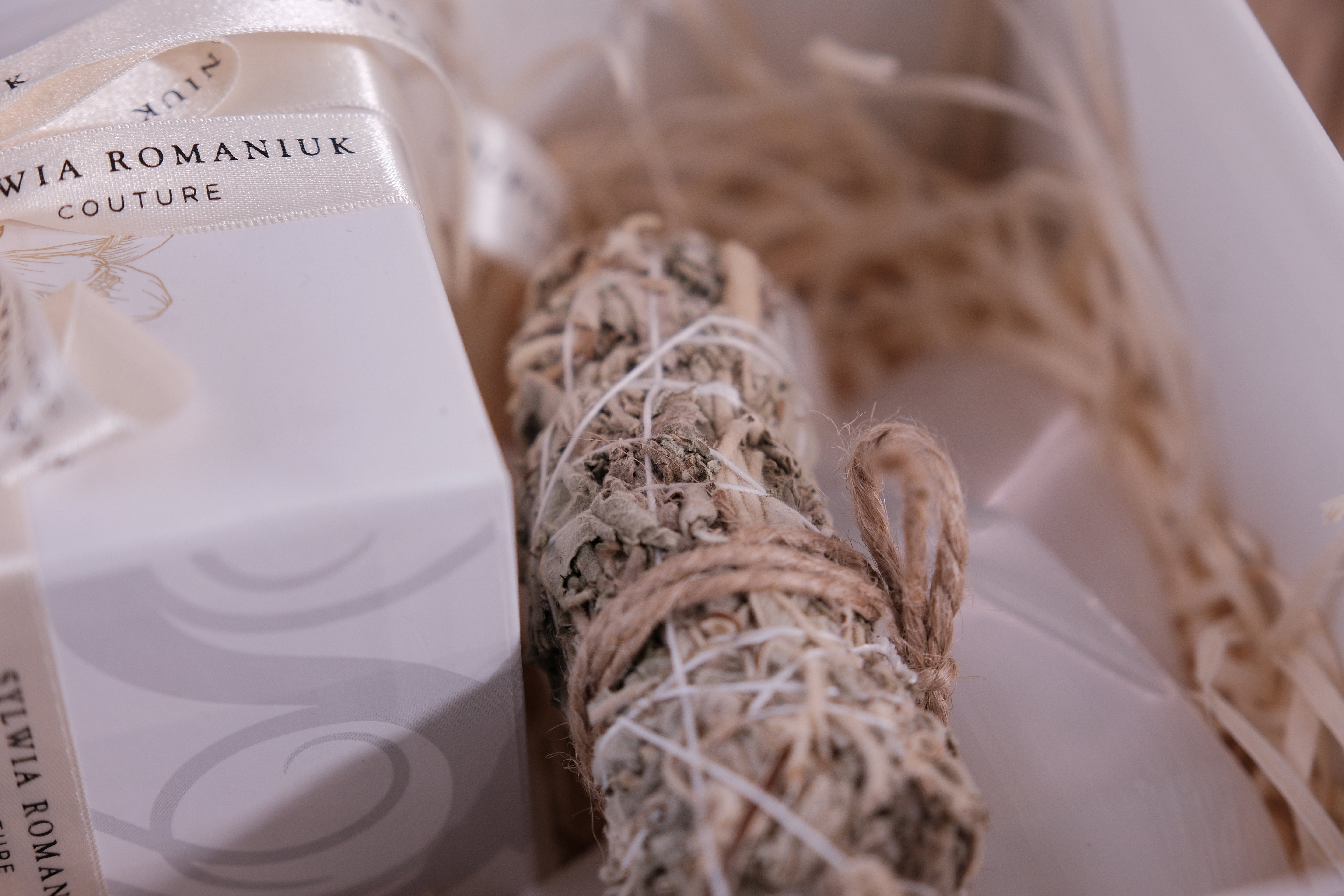 Deluxe Christmas Box with Sylwia Romaniuk candle and sage bundle for love and tranquility gifting.