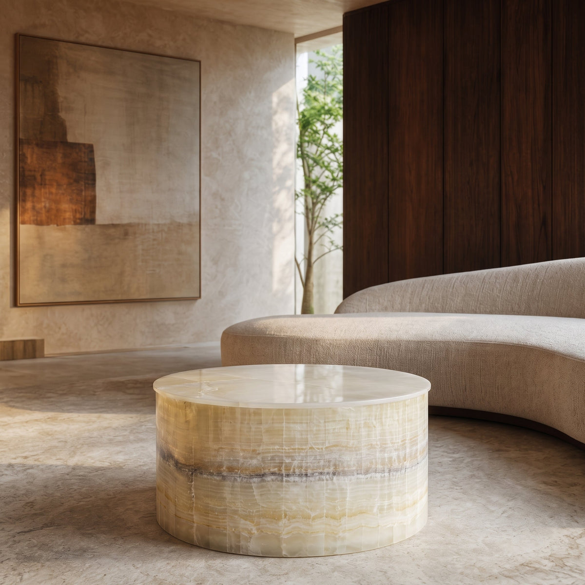 Coffee table in onyx 900 × 900 × 500 mm