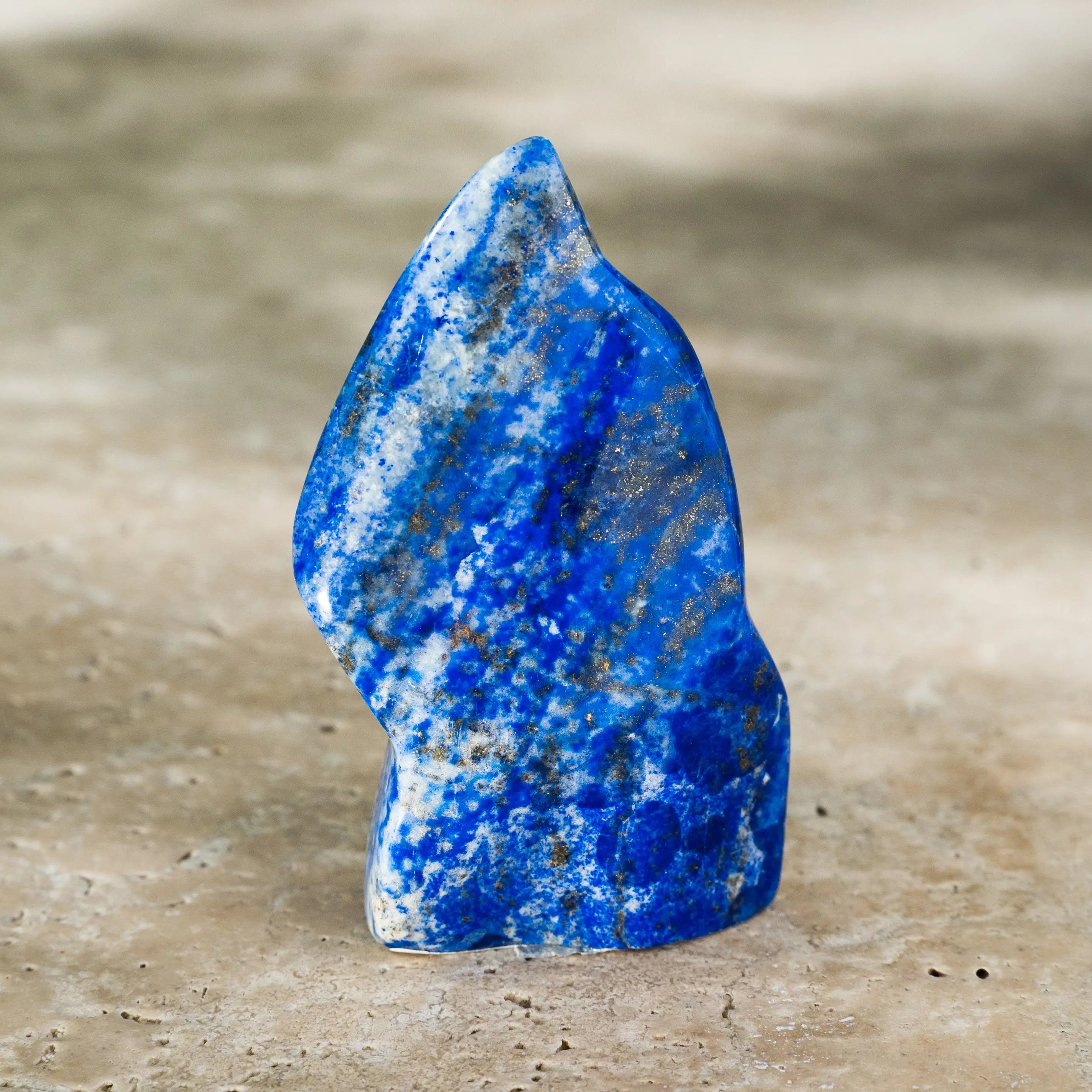 Lapis Lazuri Free Form Sylvia Crystals Sp. z o.o.