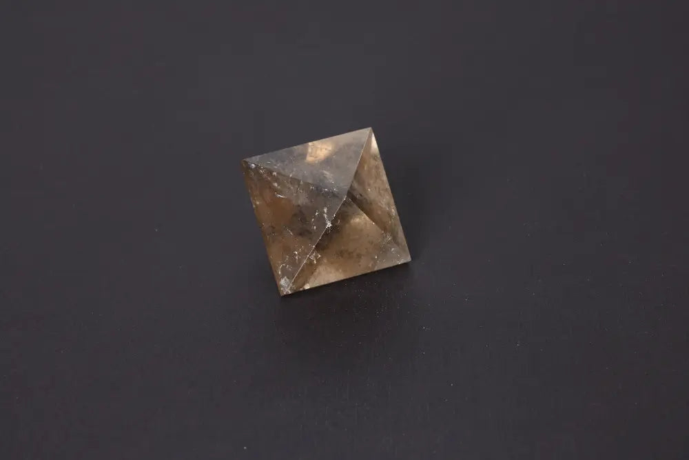 Lemurian Quartz Double Pyramid 4 cm showcasing sacred geometry and ancient wisdom for spiritual connection and intuitive awakening.