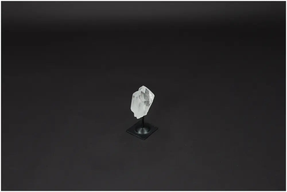 Lemurian Quartz on metal stand for energy balance and purification, ideal for clearing negative vibrations and electromagnetic radiation.