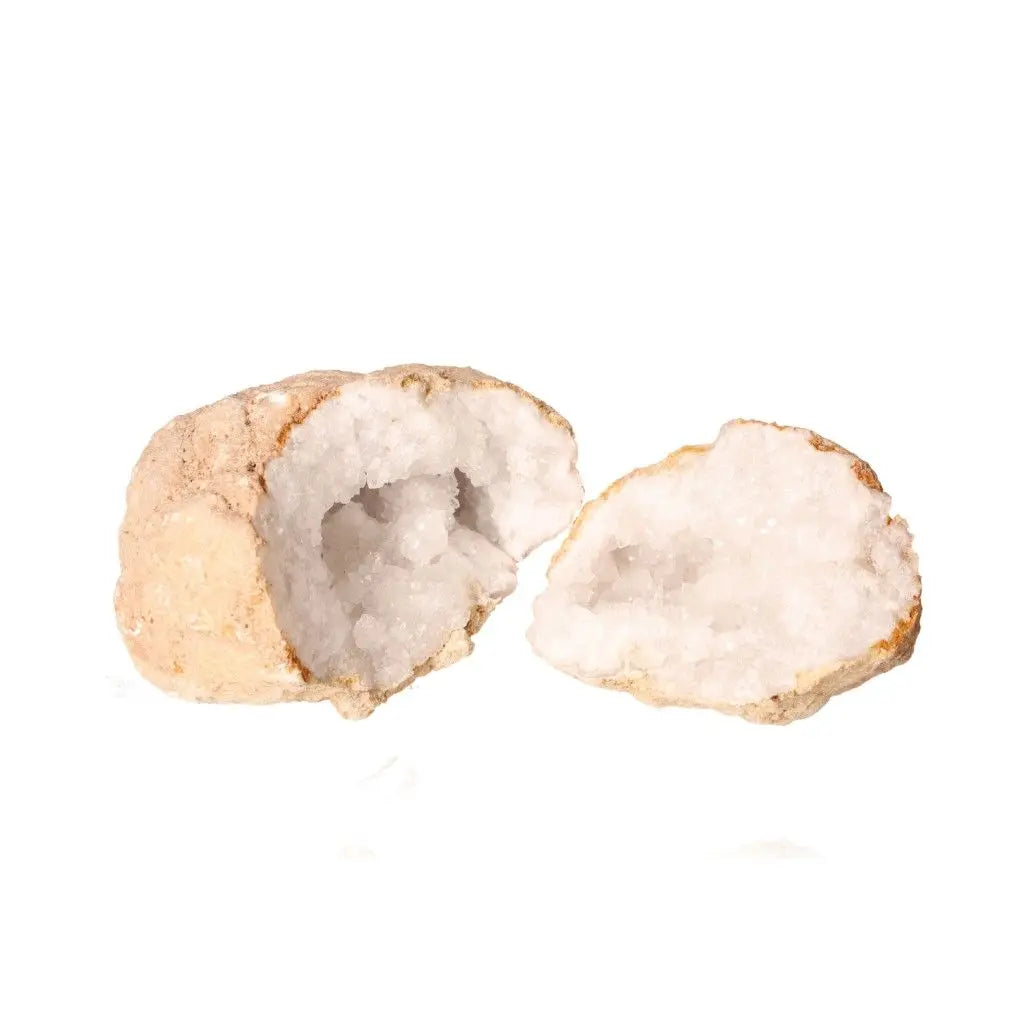 Quartz geode 1200-2000g with sparkling white crystals and rugged outer shell.