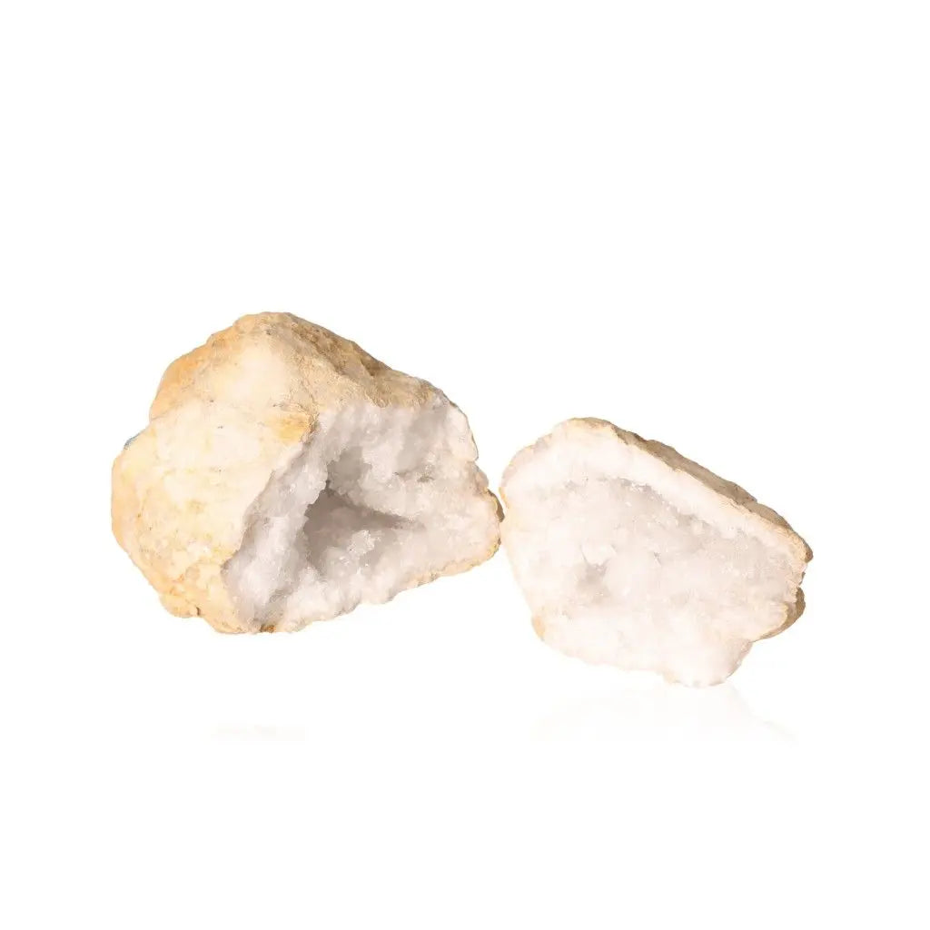 Quartz geode with rugged exterior, revealing milky white crystals inside, weighing 1200-2000g, showcasing natural beauty and energy properties.