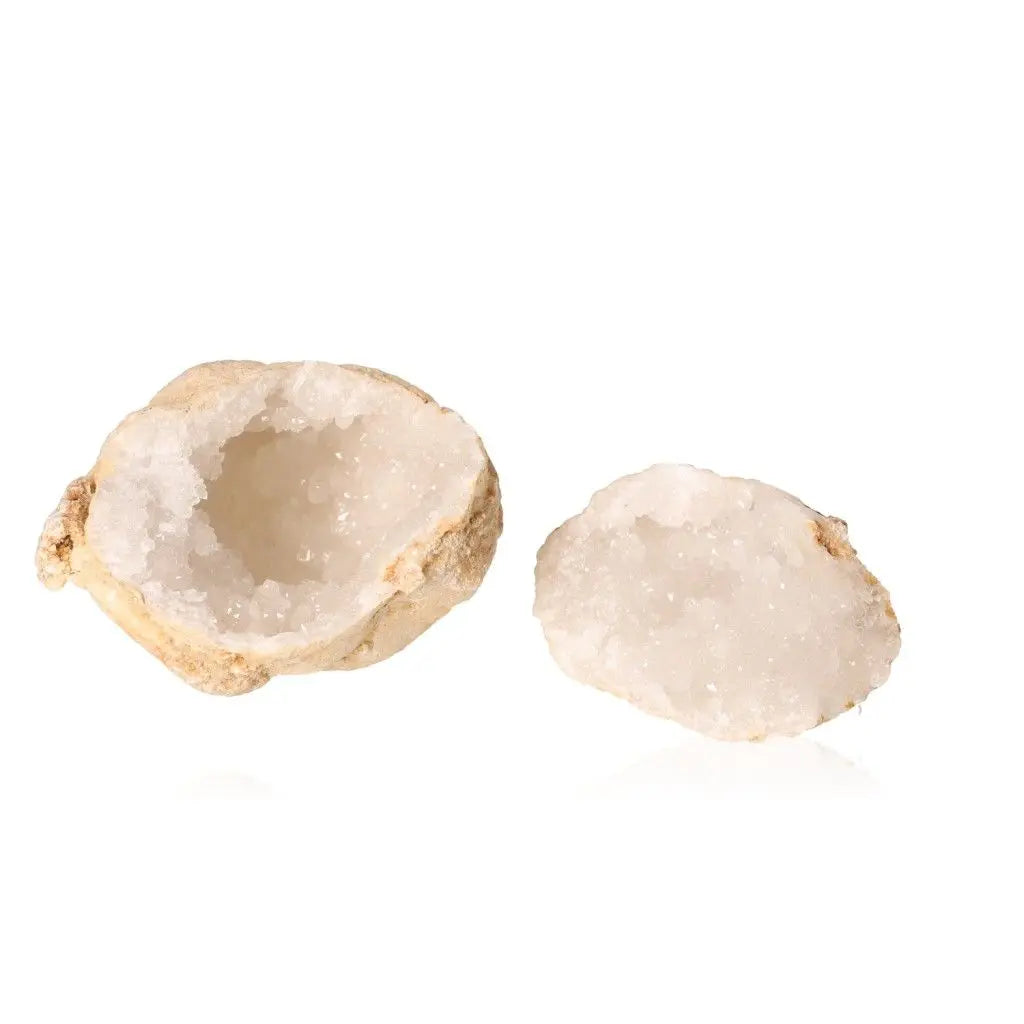 Quartz Geode 900-1200g showcasing rugged exterior and dazzling crystals, perfect for energy purification and amplification.