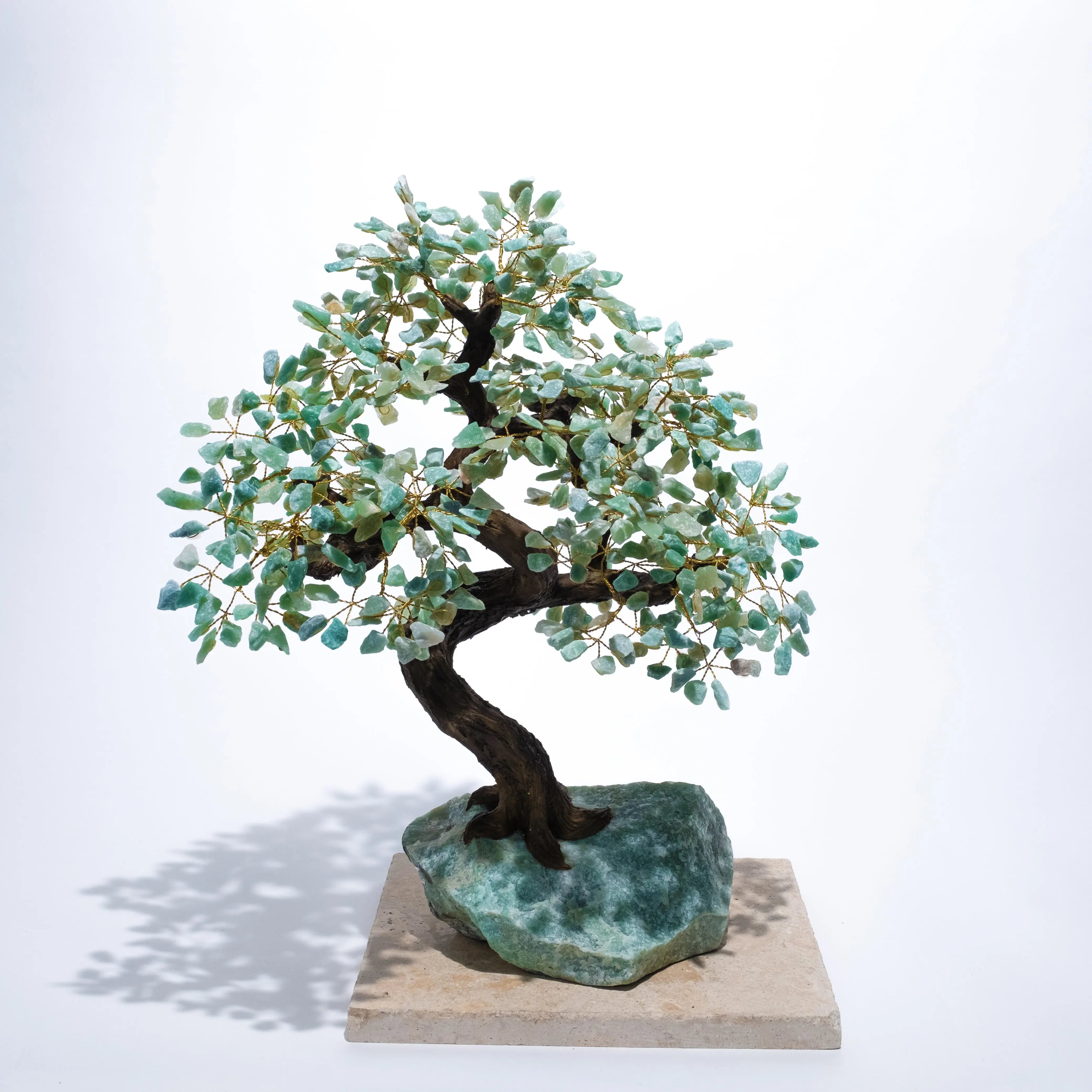 Rough Aventurine Crystal Bonsai Tree 65 cm for prosperity and positive energy, handcrafted with green aventurine crystals for luck and success.