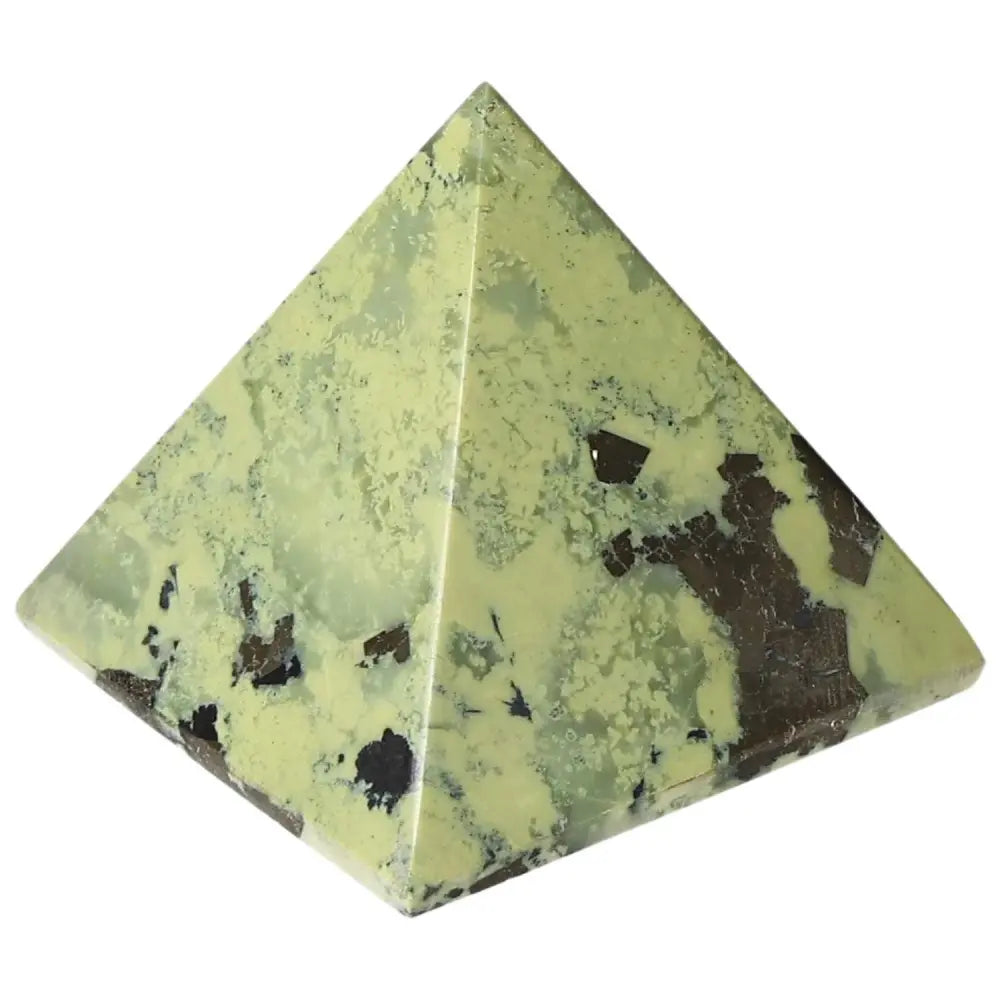 Serpentine pyramid for healing and spiritual growth, enhances meditation and activates Heart Chakra for emotional balance and connection to nature.