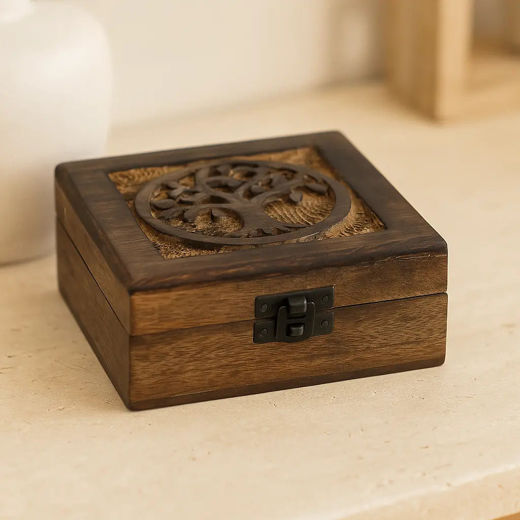 Square Wooden Keepsake Box with Tree of Life – Symbol of Growth and Harmony Sylvia Crystals Sp. z o.o.