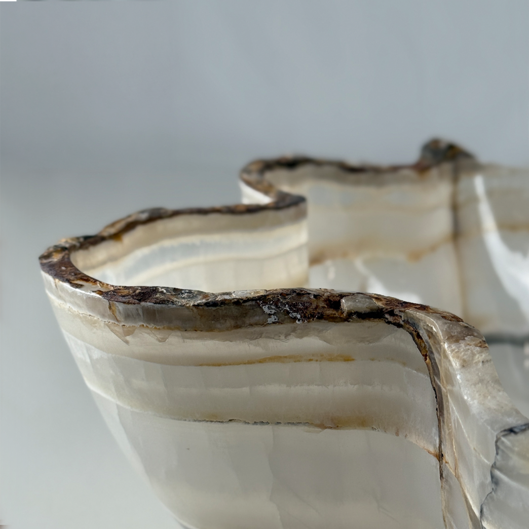Onyx Bowl 54x51x19cm 20000028