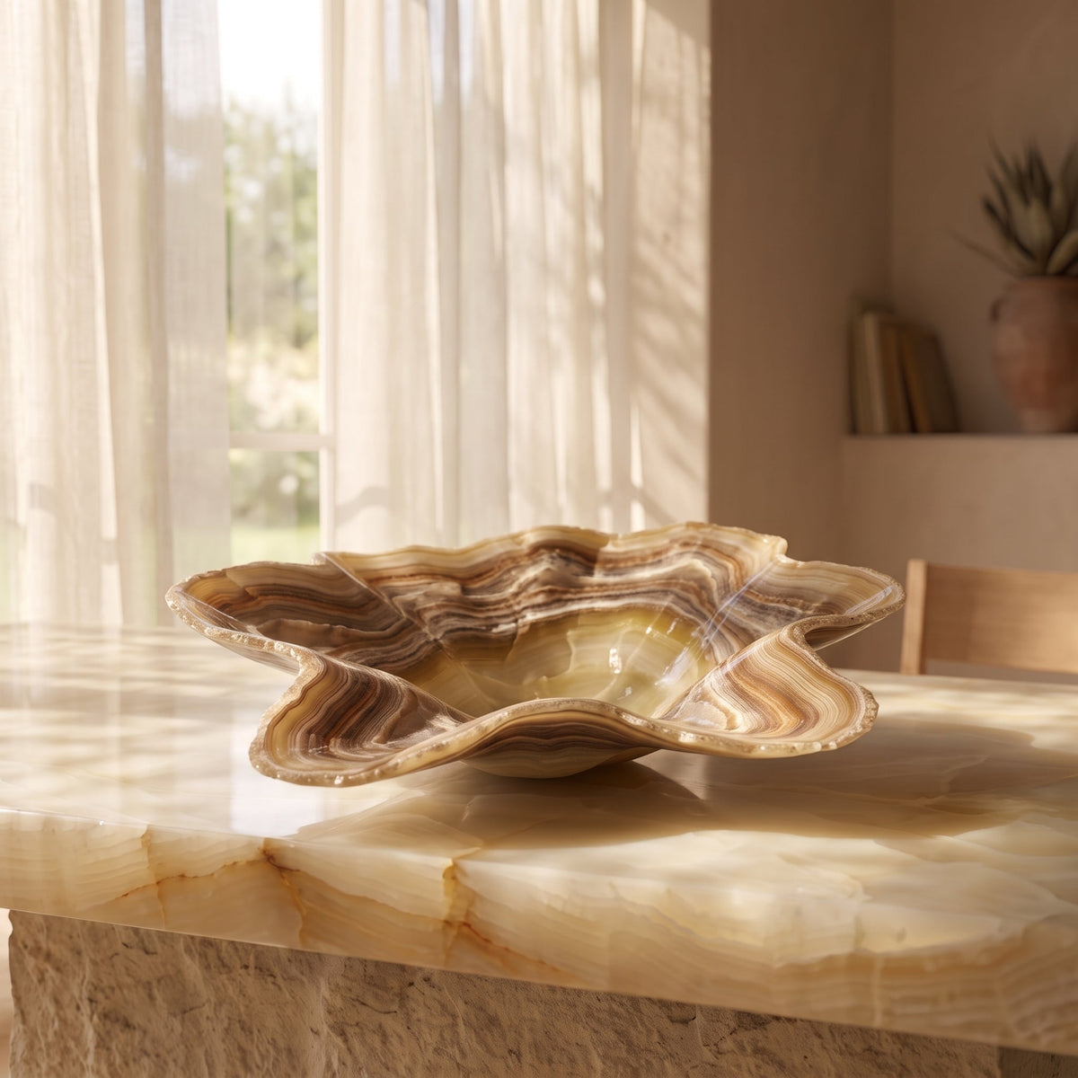 Onyx bowl 435 × 150 × 440 mm