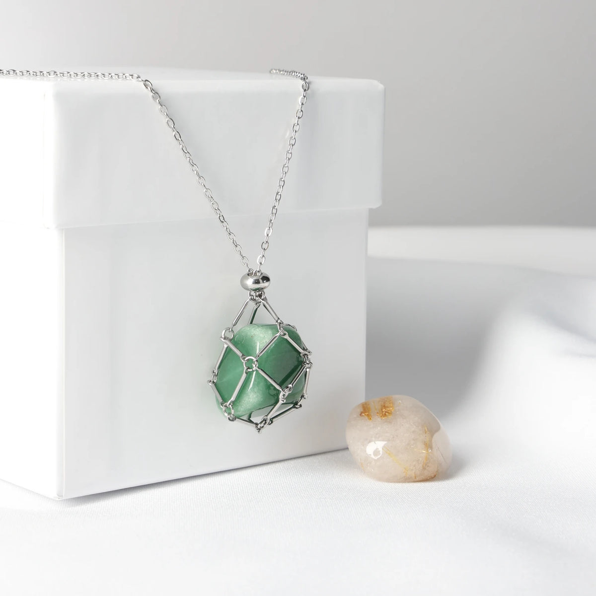Pendant Set with 2 Interchangeable Stones ABUNDANCE 2  900031