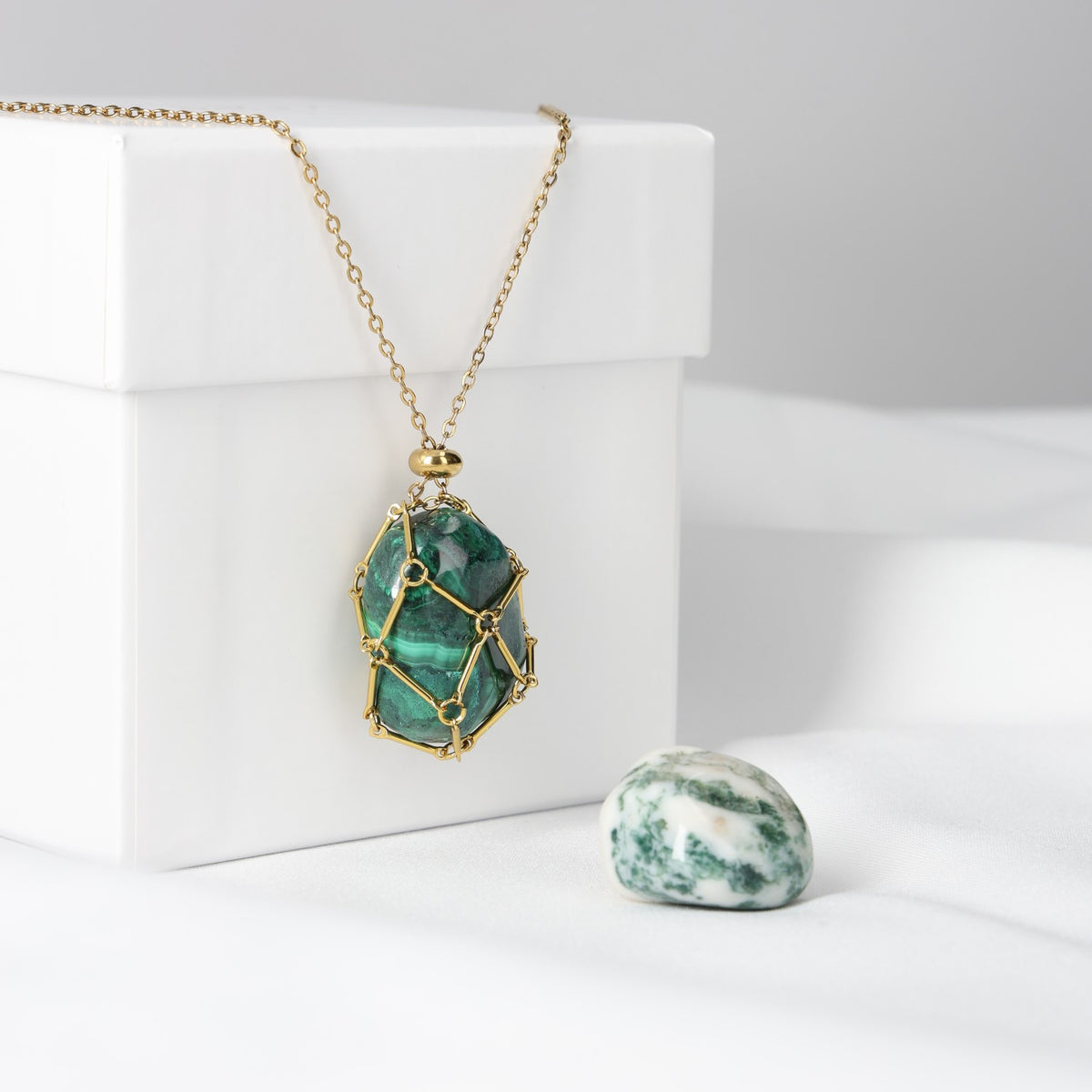 Pendant Set with 2 Interchangeable Stones CHANGE 1 900029