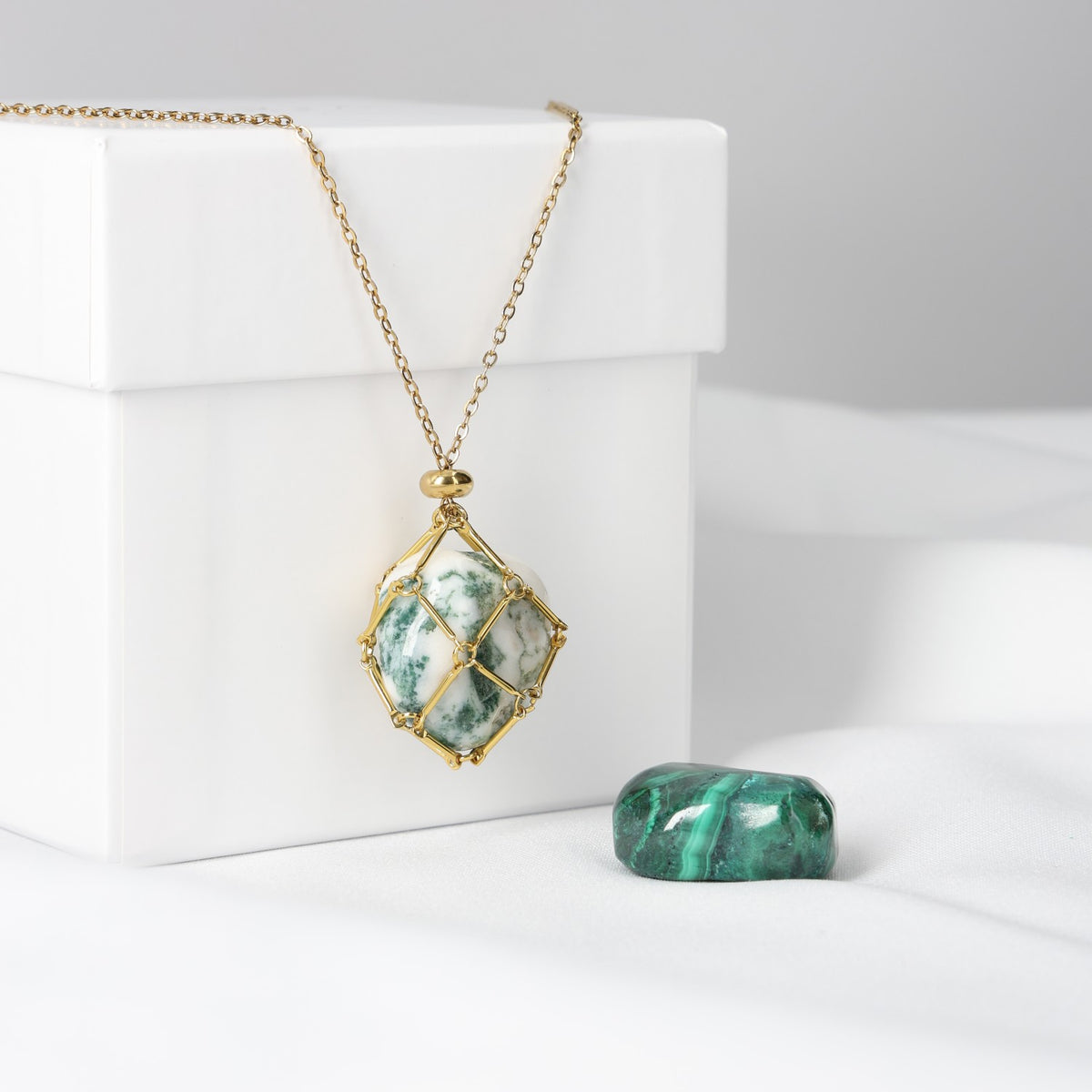 Pendant Set with 2 Interchangeable Stones CHANGE 1 900029