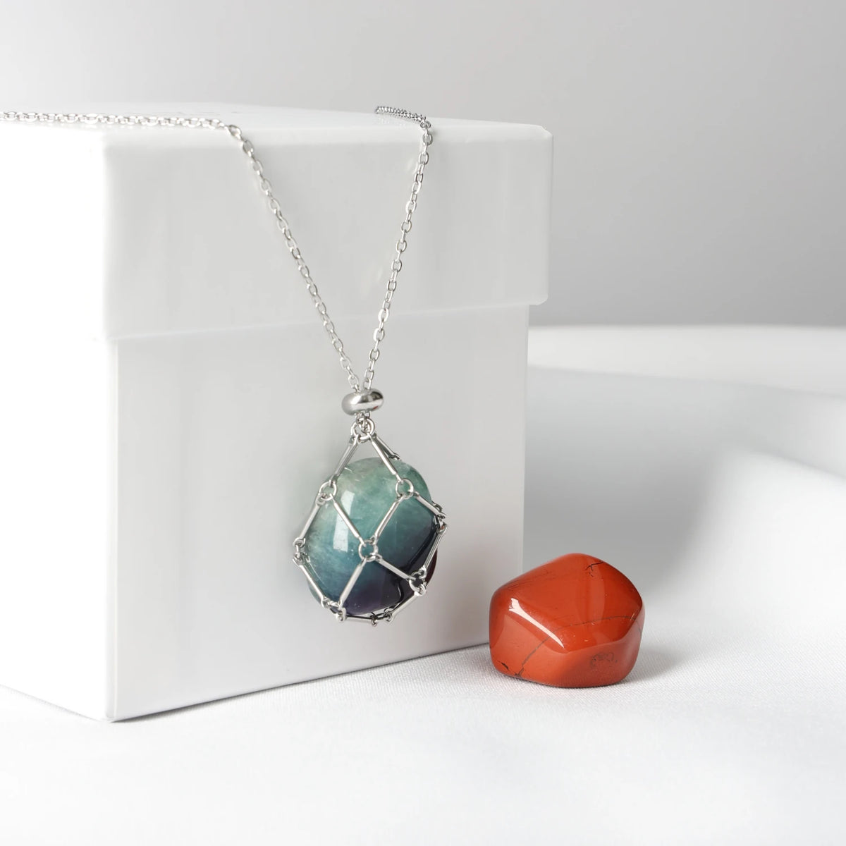 Pendant Set with 2 Interchangeable Stones MOTIVATION 2