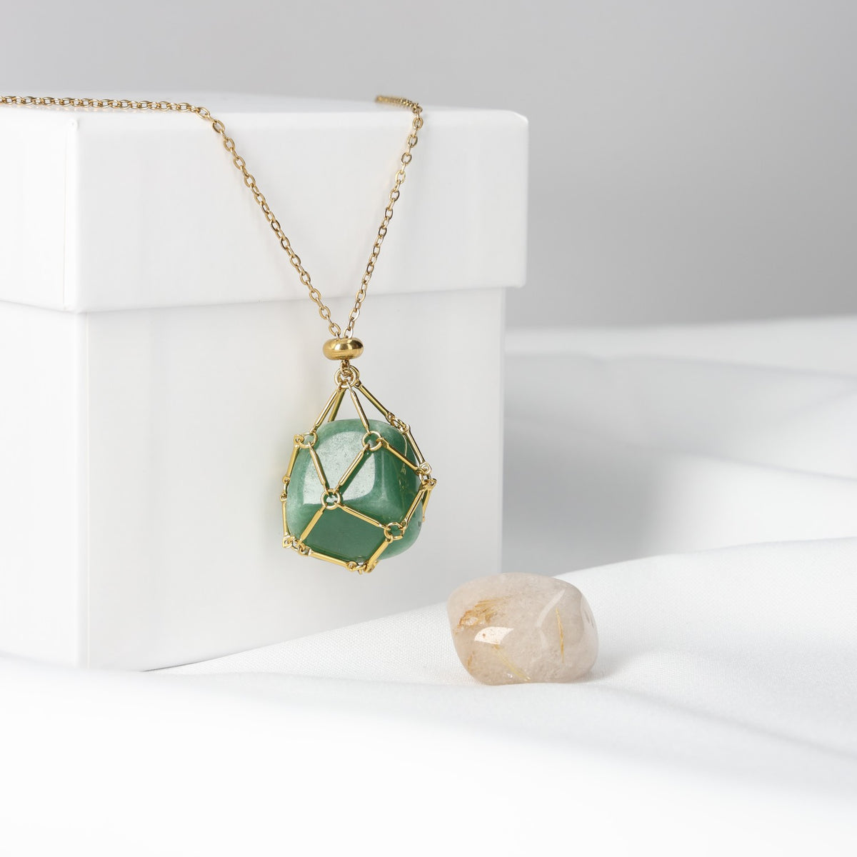 Pendant Set with 2 Interchangeable Stones ABUNDANCE 1 900021