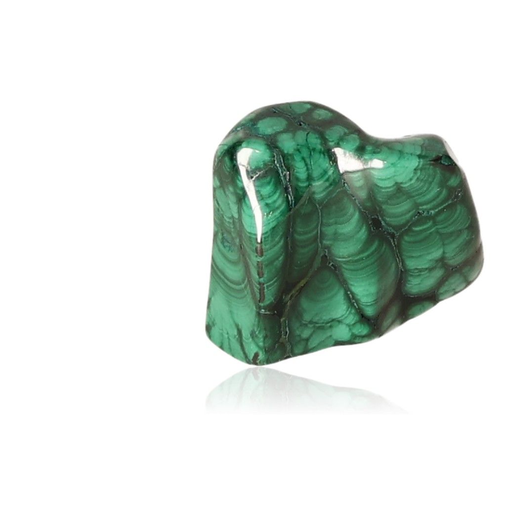 Heart-shaped malachite stone with rich green patterns, symbolizing soothing energy and courage.