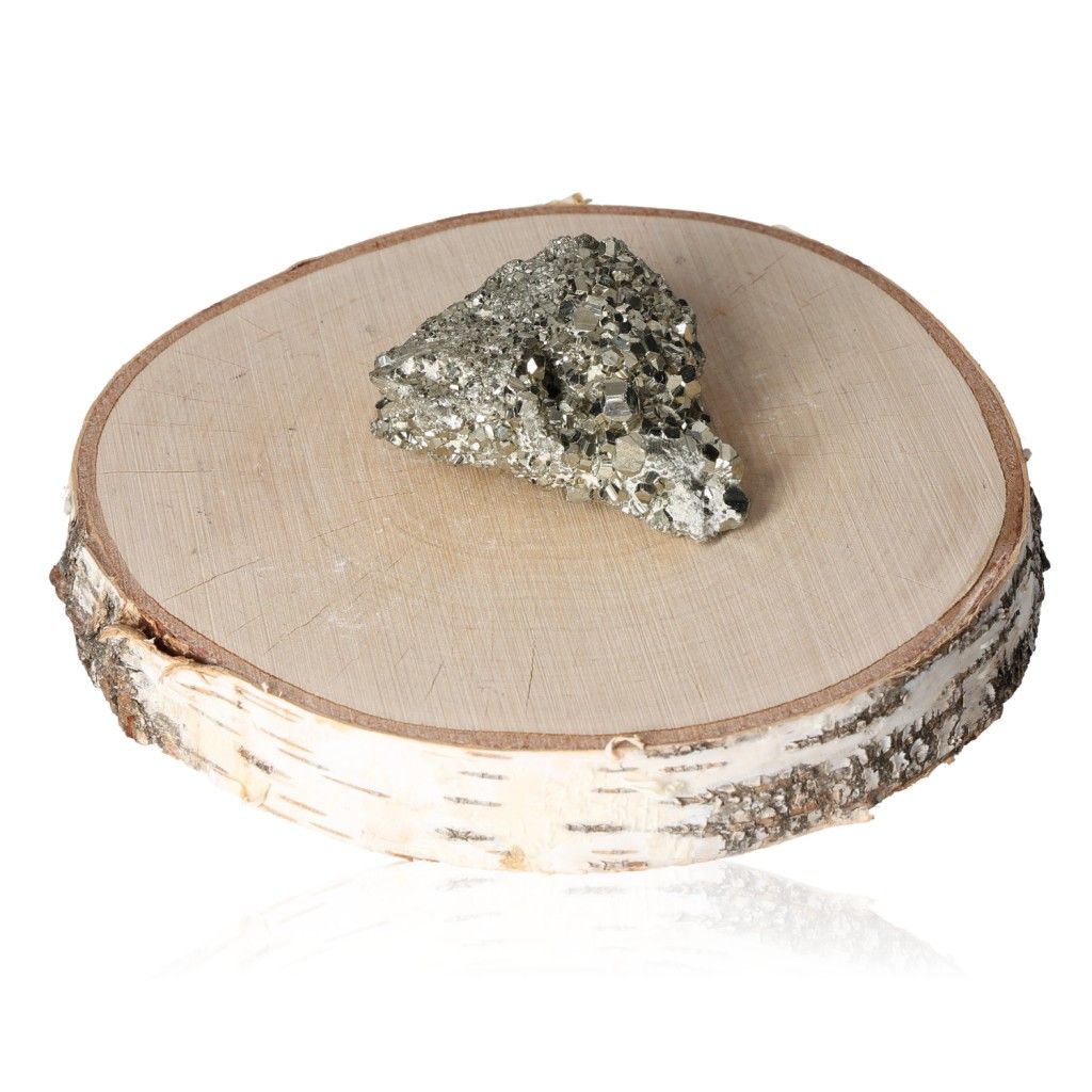 Pyrite druze on a wooden base, symbolizing courage and initiative, ideal for inspiring new ideas and goal achievement.