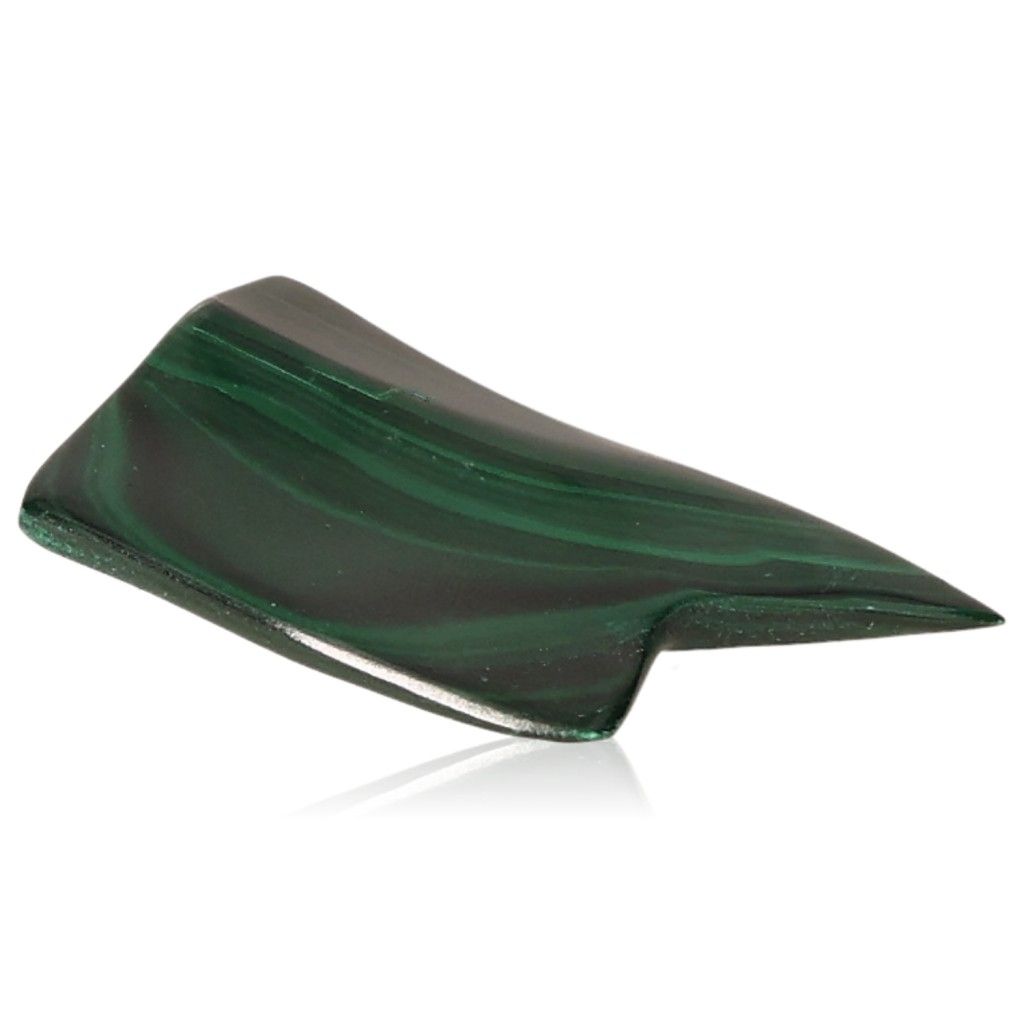 Polished malachite stone with deep green hues for natural healing and inner harmony.