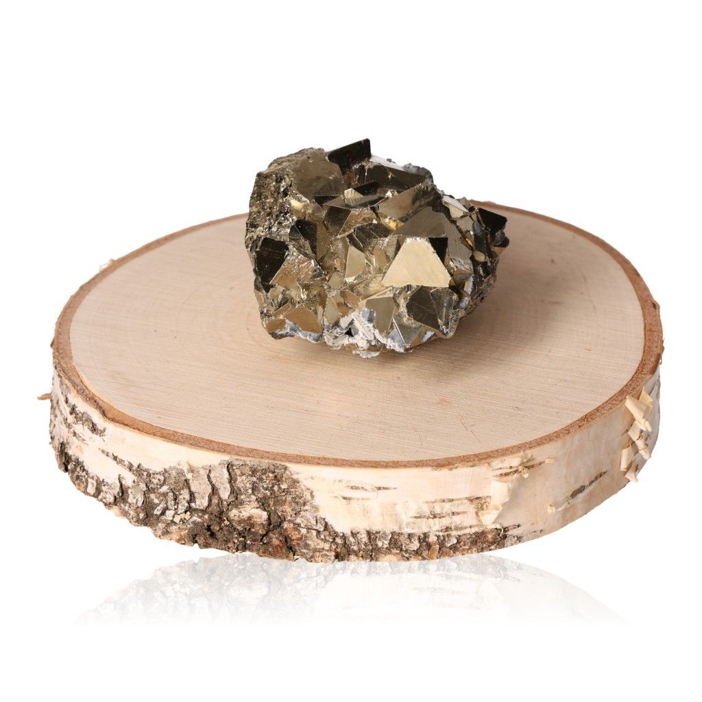 Pyrite druze crystal on wood slice, ideal for inspiring new ideas and promoting independence and courage. Perfect for motivation.